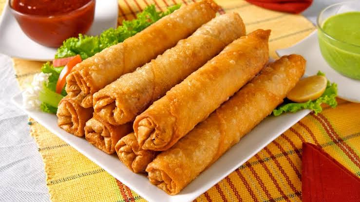 Fried Chicken Spring Rolls at Hoa Phuong Do