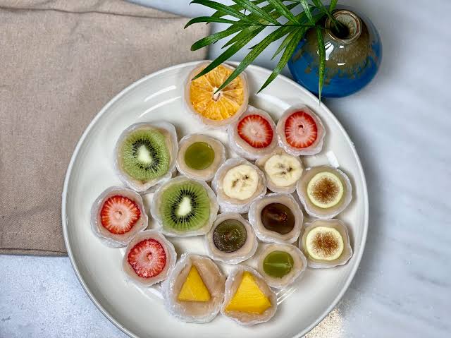 Mixed Fruit Mochi 3pcs at Hoa Phuong Do